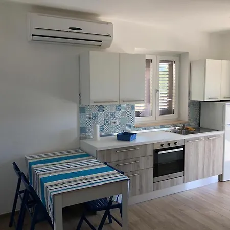 Borgo Rosoli Βιέστε